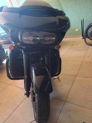 HARLEY-DAVIDSON ROAD GLIDE LIMITED 
